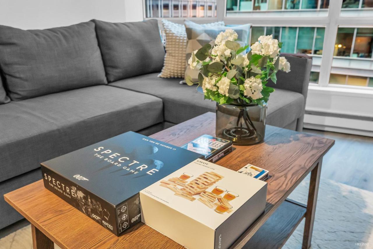 1-Br Condo In Downtown Coal Harbour With Parking And City Views 밴쿠버 외부 사진